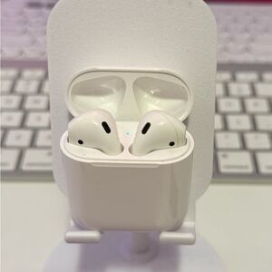 Airpods Wireless Earbuds with Charging Case
